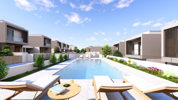 Living on the water edge 